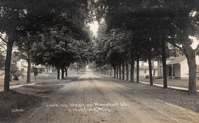 Litchfield - Old Postcard Photo (newer photo)
